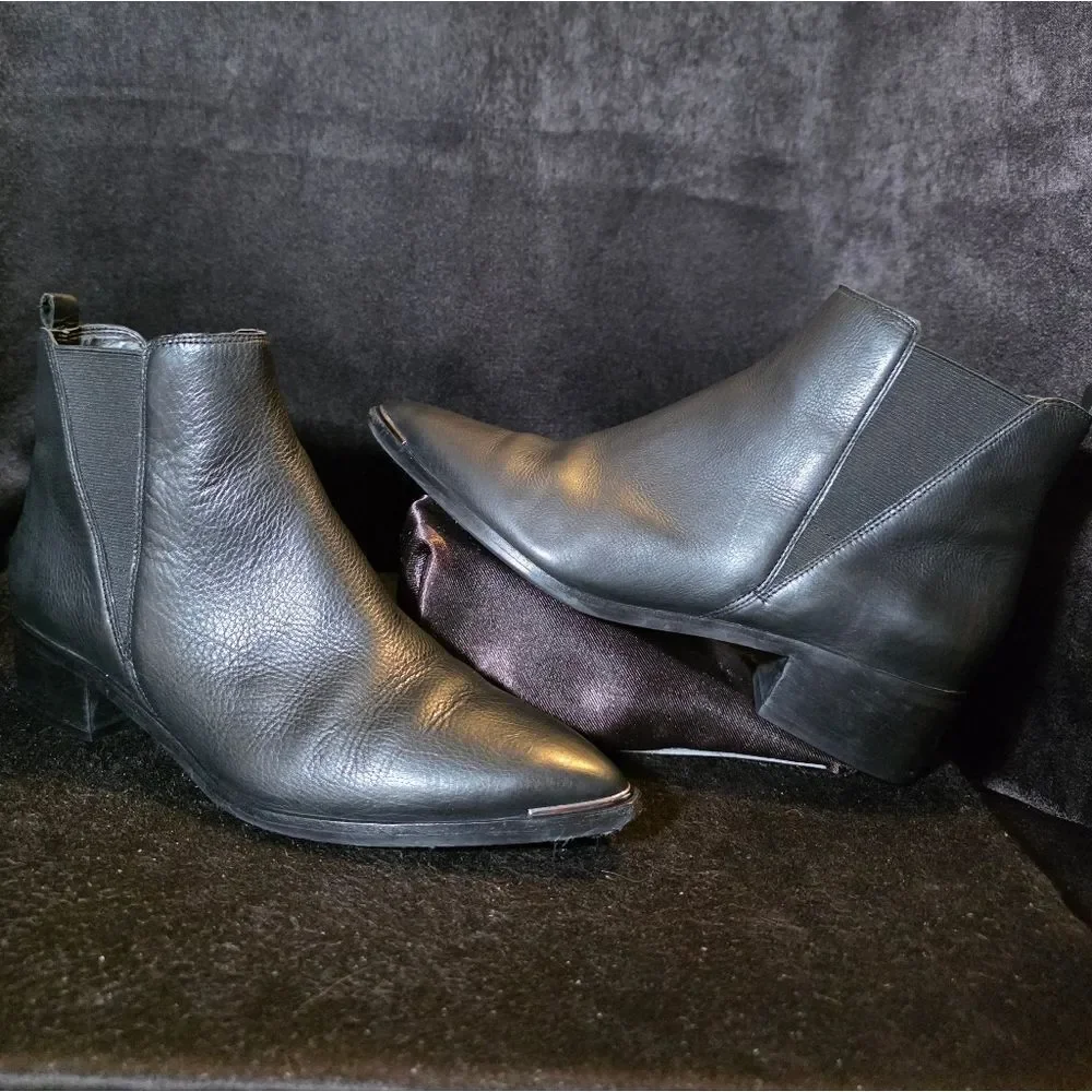 Marc Fisher Womens 8.5